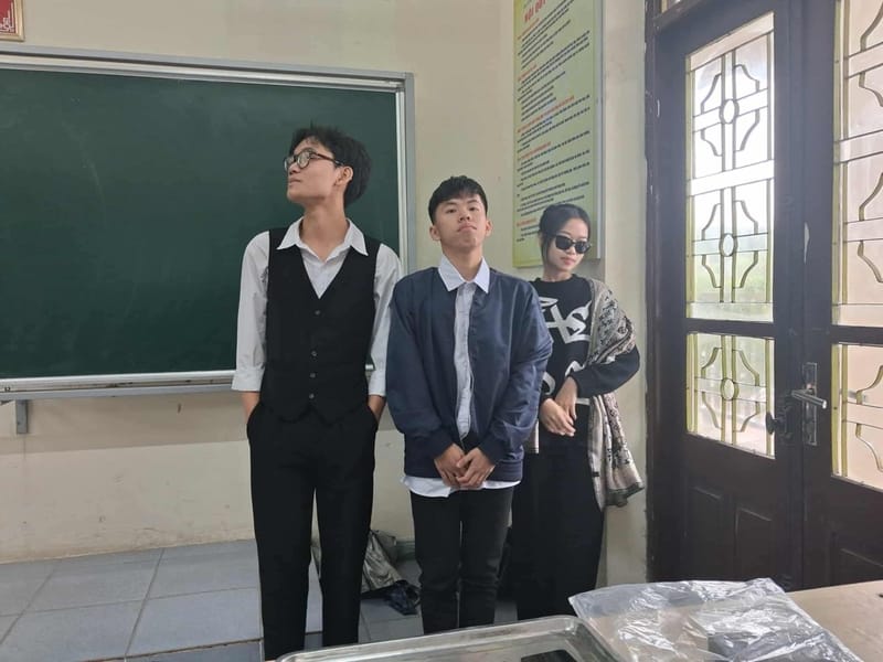 Tags: -
