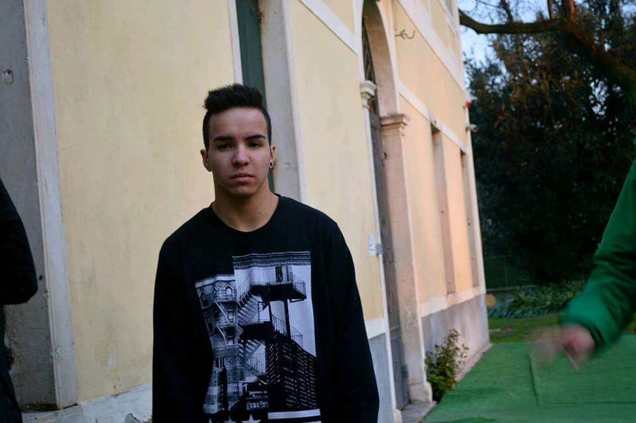 Tags: -
