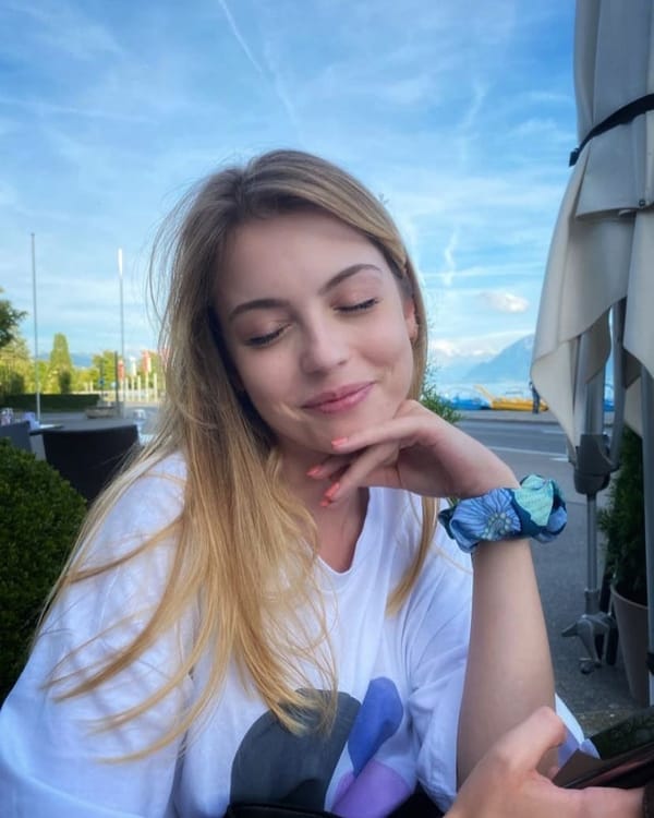 Tags: Iva
