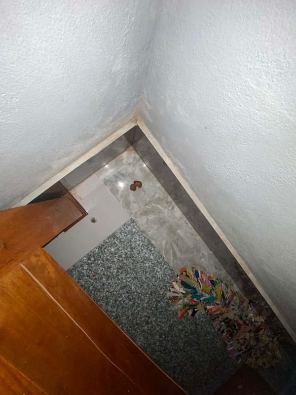 Tags: -
